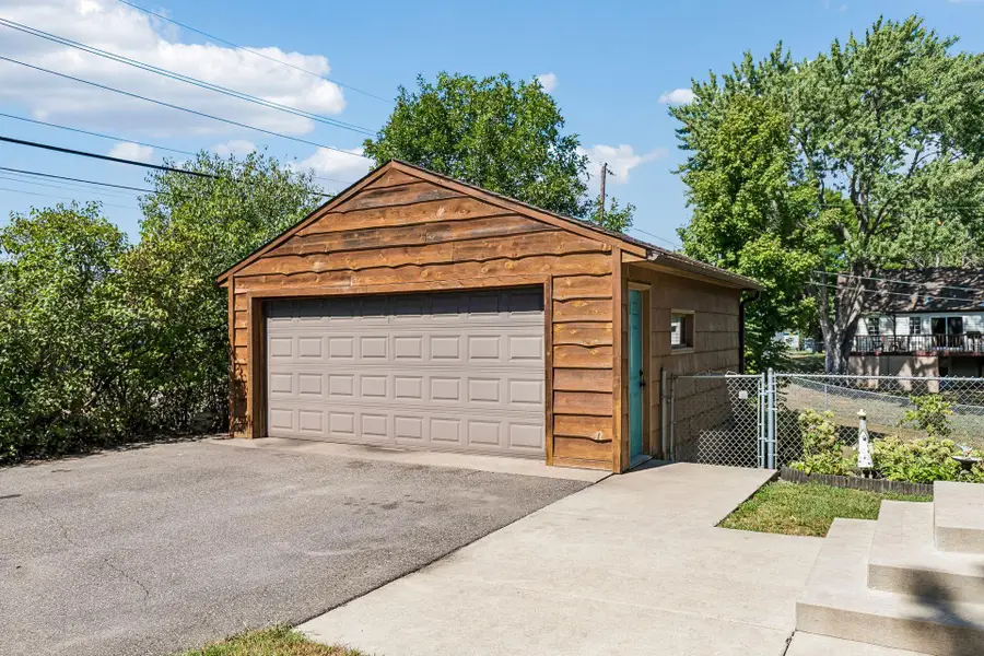 101 49th Avenue Ne, Fridley, MN 55421 - #2