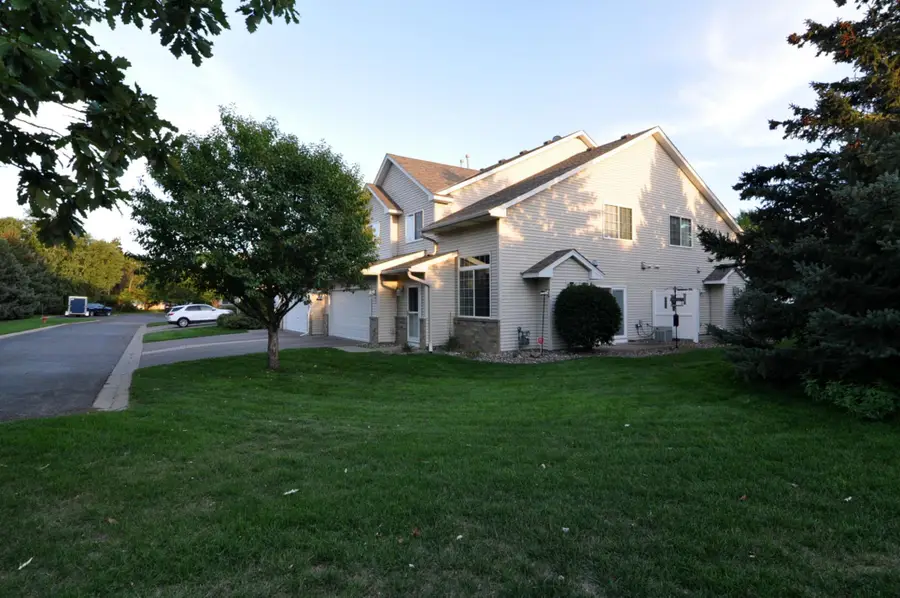 8846 92nd Street S, Cottage Grove, MN 55016 - #2