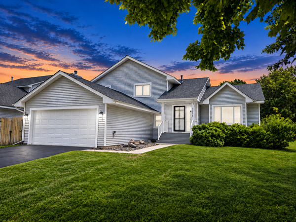 7005 Jocelyn Avenue S, Cottage Grove, MN 55016