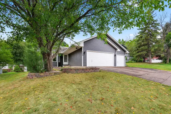 5409 W 143rd Street, Savage, MN 55378