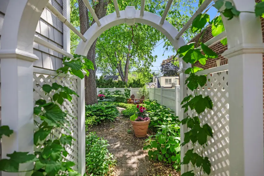3725 Glenhurst Avenue, Saint Louis Park, MN 55416 - #2