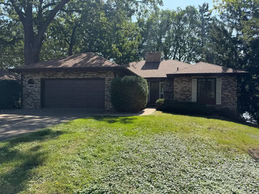 1320 Spring Valley Road, Golden Valley, MN 55422 - #2