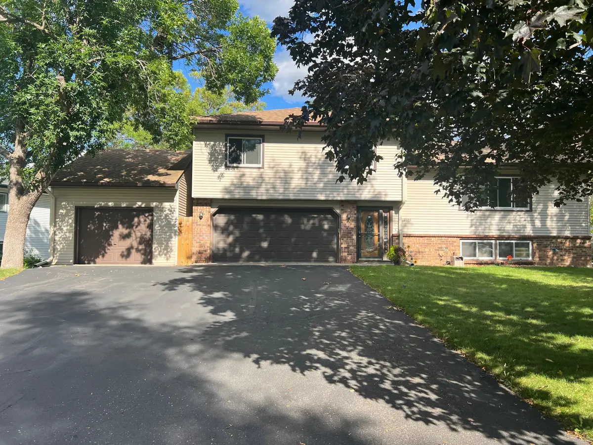 8653 Brant Street Ne, Circle Pines, MN 55014 - #1