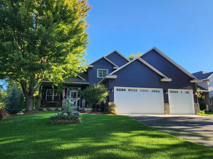 924 36th Street W, Hastings, MN 55033 - #2