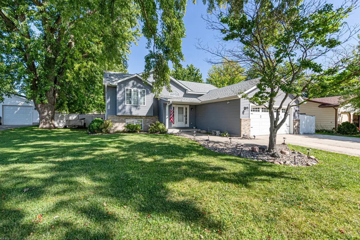 650 18th Street Se, Owatonna, MN 55060 - #1