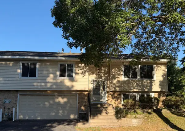 403 98th Avenue Ne, Blaine, MN 55434