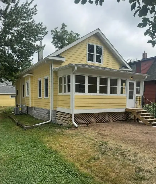1040 24th Avenue Se, Minneapolis, MN 55414 - #1