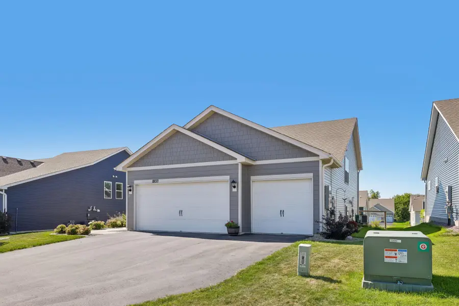18071 Heirloom Court, Lakeville, MN 55044 - #3