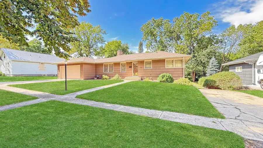 415 S 11th Street, Montevideo, MN 56265 - #2