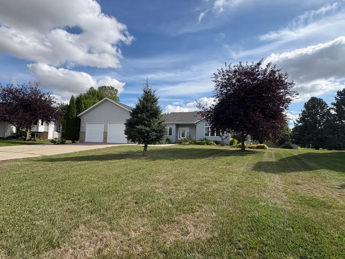 1928 33rd Street S, Moorhead, MN 56560 - #1