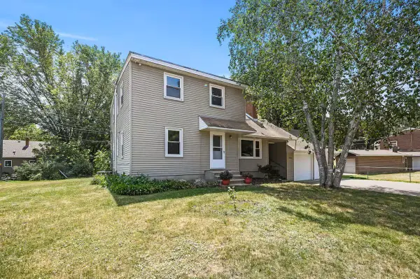 17323 Bay Circle, Minnetonka, MN 55391