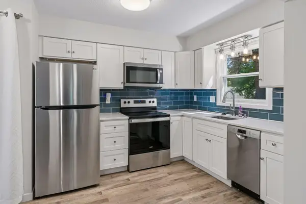 6347 Alderwood Circle #B, Woodbury, MN 55125