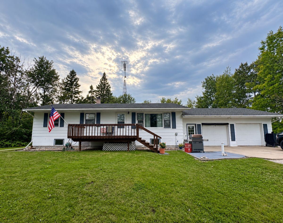 40427 State Highway 313, Warroad, MN 56763 - #1