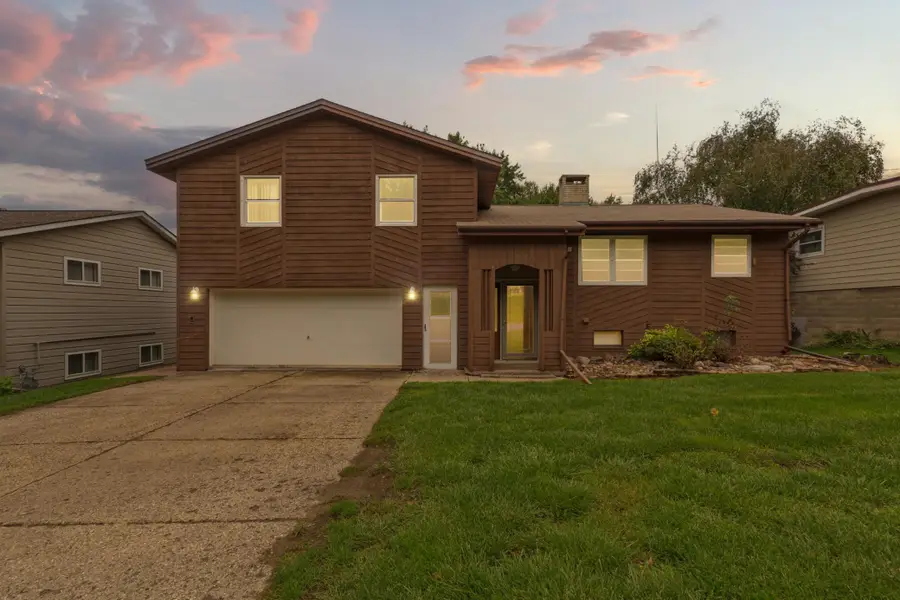 610 West Street, Jackson, MN 56143 - #2