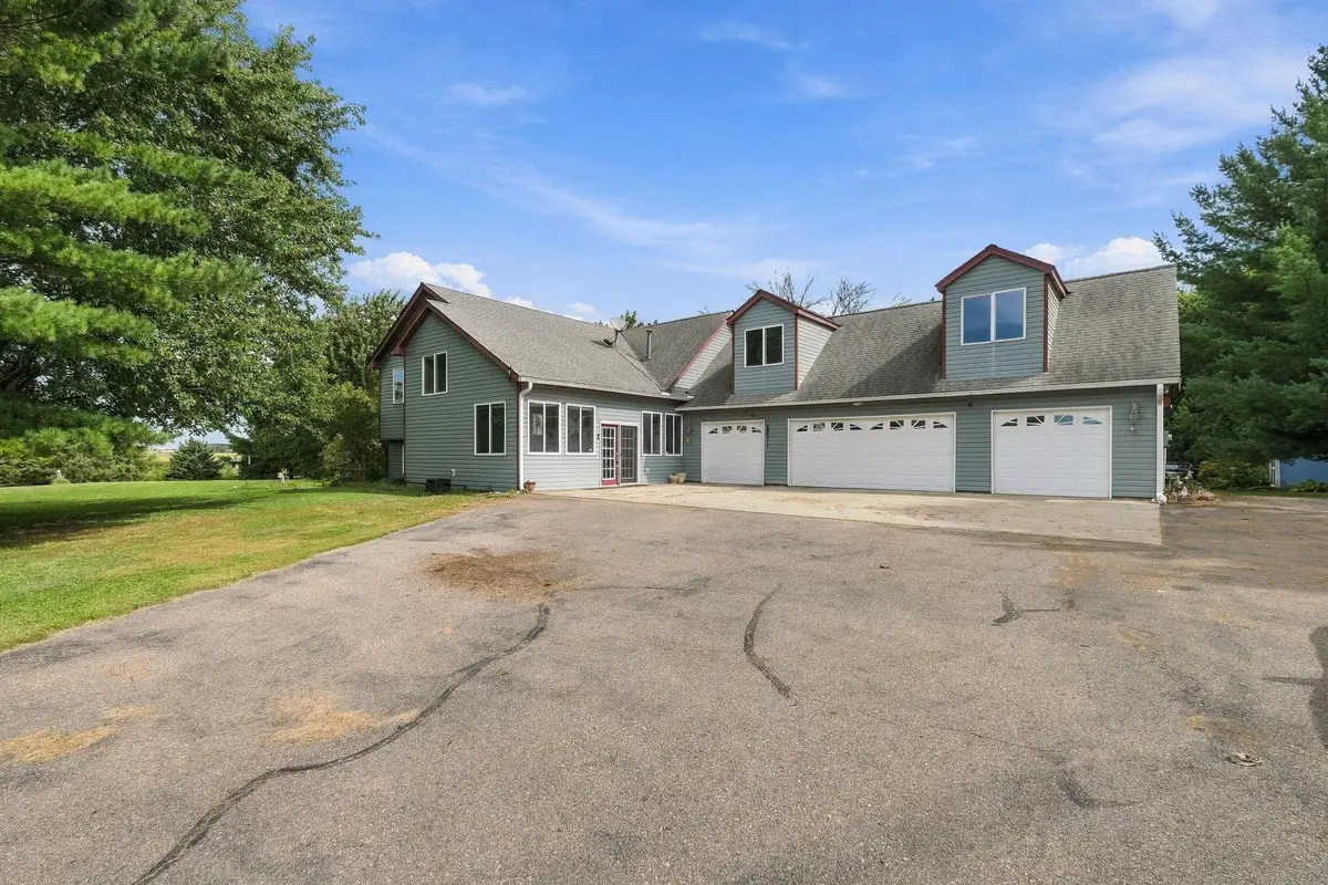 20077 Xeon Avenue, Jordan, MN 55352 - #1