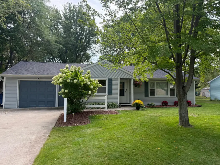1128 Woodlawn Acres Drive, Saint Cloud, MN 56301 - #3