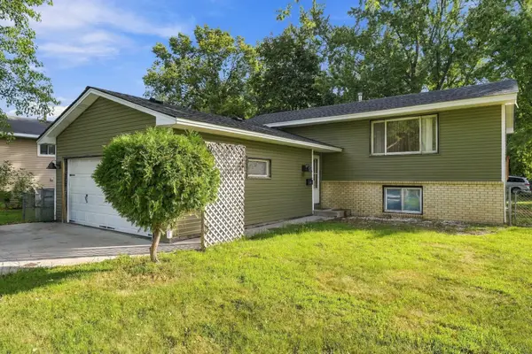 6900 Brunswick Avenue N, Brooklyn Park, MN 55429