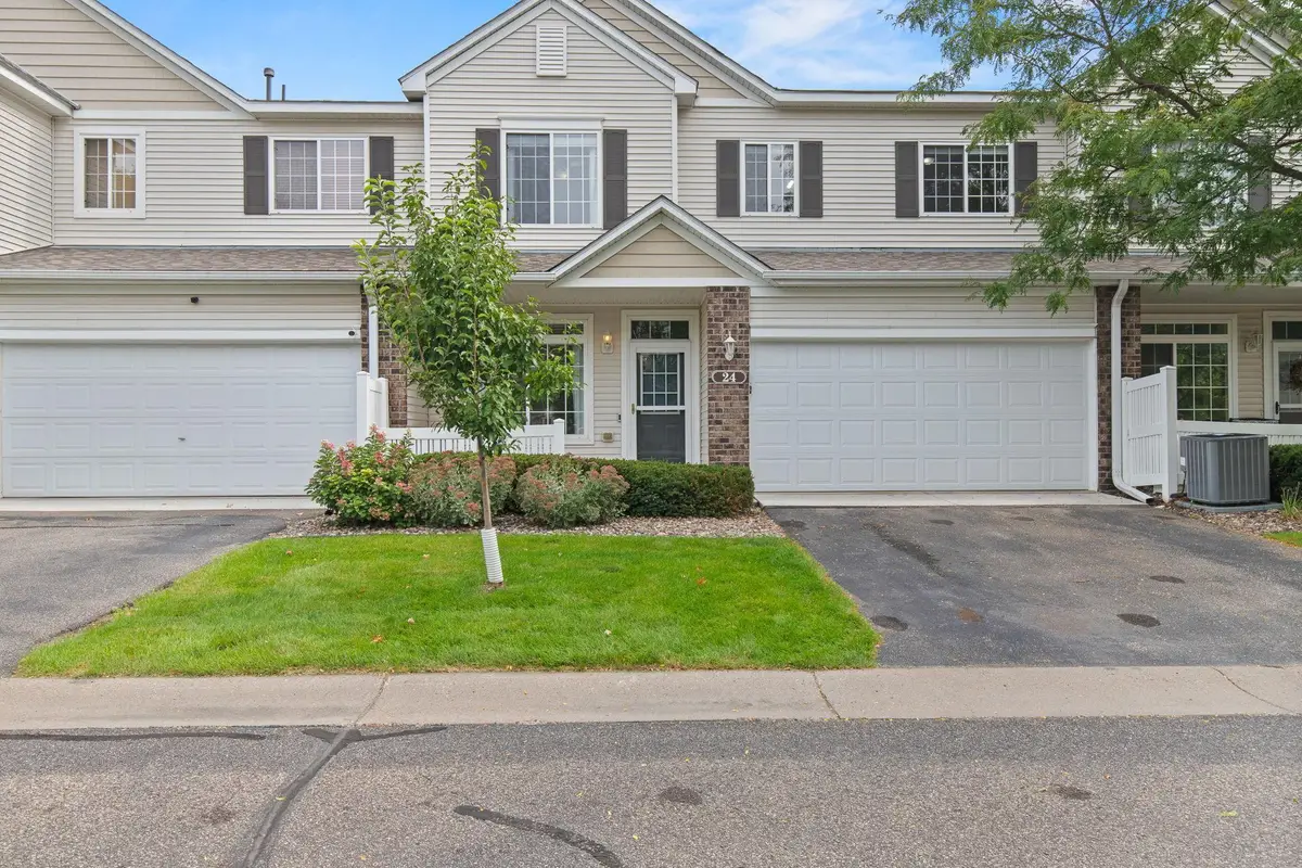 24 River Woods Drive W, Saint Paul Park, MN 55071 - #1