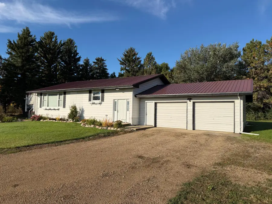 39001 590th Street Nw, Kenmare, ND 58746 - #2