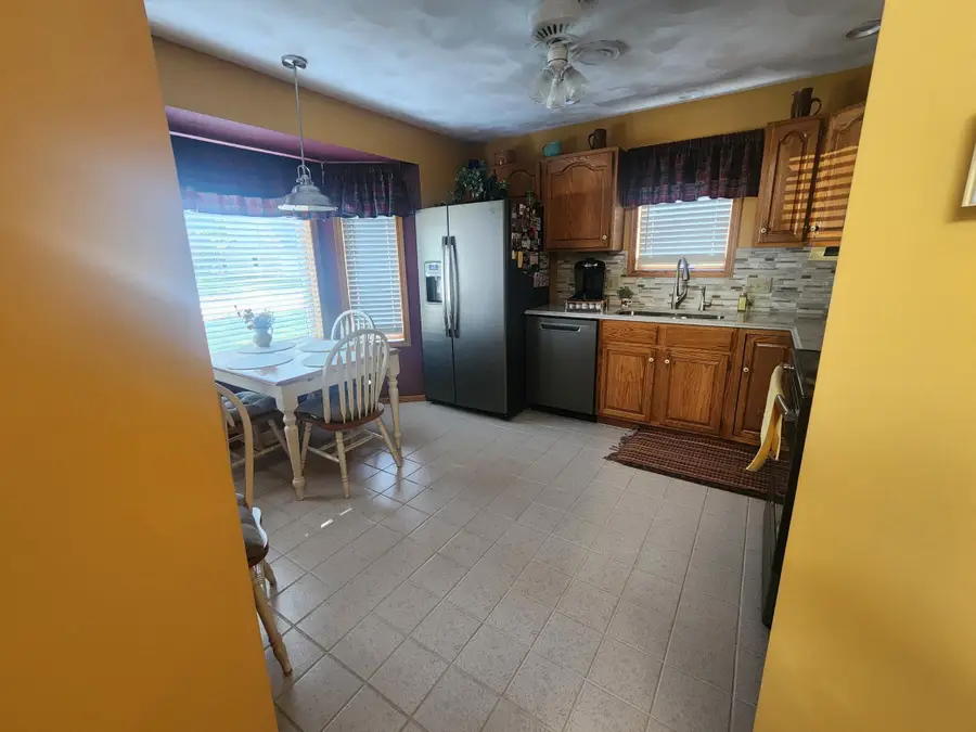 512 Galles Drive, Redwood Falls, MN 56283 - #3