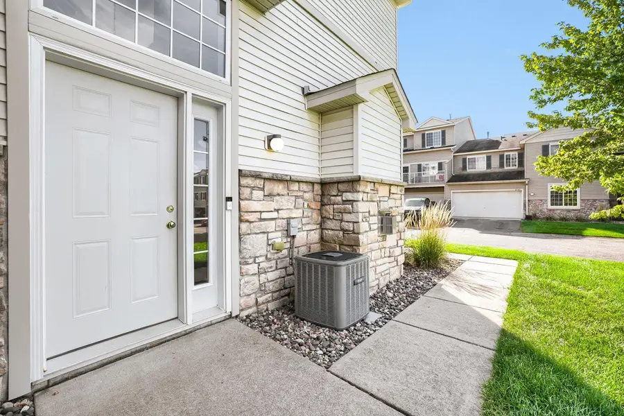 6778 Pine Crest Trail S, Cottage Grove, MN 55016 - #3
