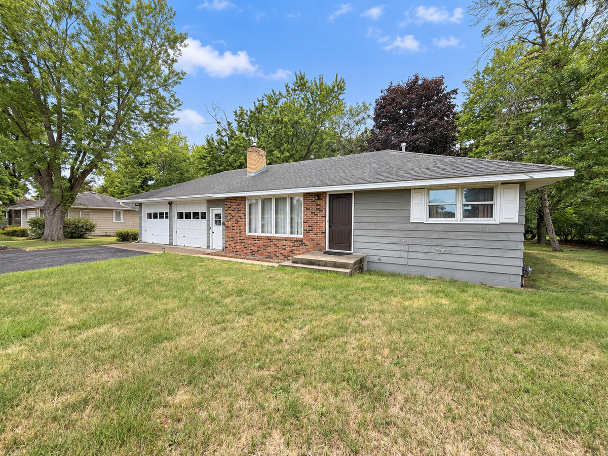 11942 Crooked Lake Boulevard Nw, Coon Rapids, MN 55433 - #1