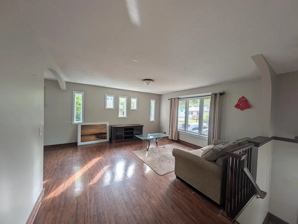 171 Hanson Road, Mahtomedi, MN 55115 - #1