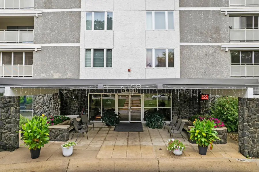 6450 York Avenue S #207, Edina, MN 55435 - #3