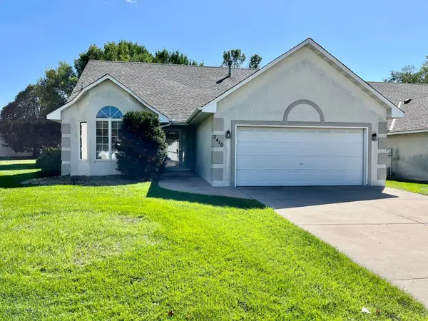2410 Wight Bay, Brooklyn Park, MN 55443