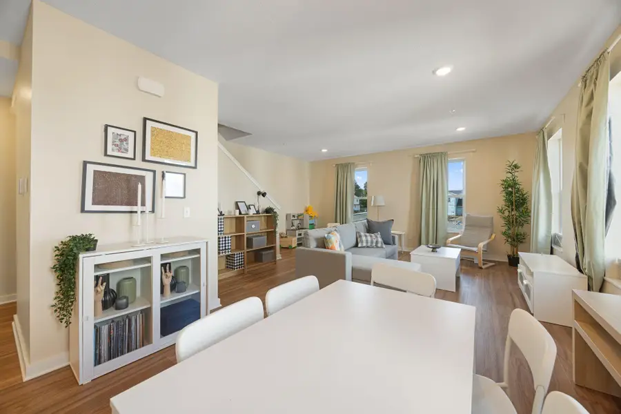 1339 Howard Street N #2, Saint Paul, MN 55119 - #2
