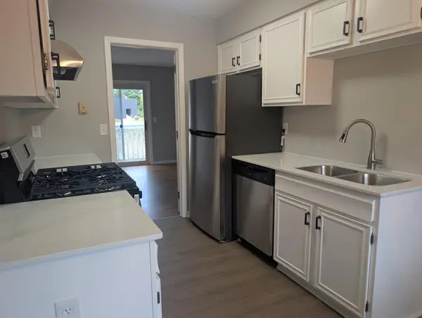 7427 143rd Street Court, Apple Valley, MN 55124