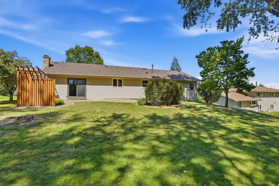7158 Upper 139th Street W, Apple Valley, MN 55124 - #3