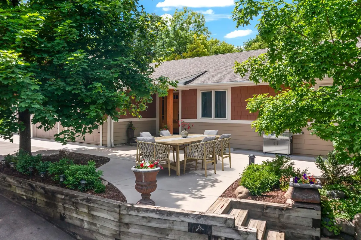 940 Trail Court, Eagan, MN 55123 - #1