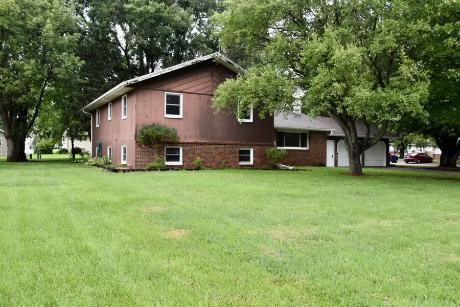 939 6th Street, Ocheyedan, IA 51354 - #2