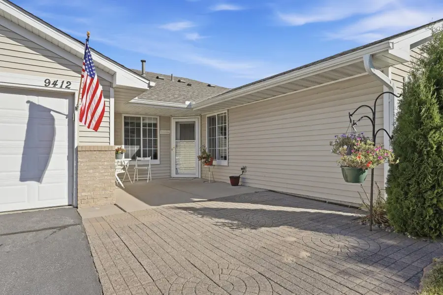 9412 Eagle Court, Monticello, MN 55362 - #3