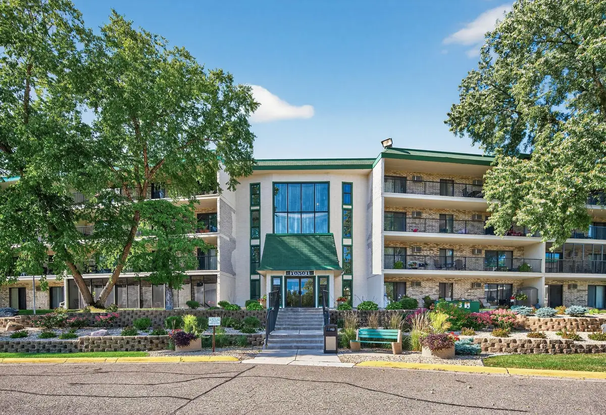 10501 Cedar Lake Road #318, Minnetonka, MN 55305 - #1