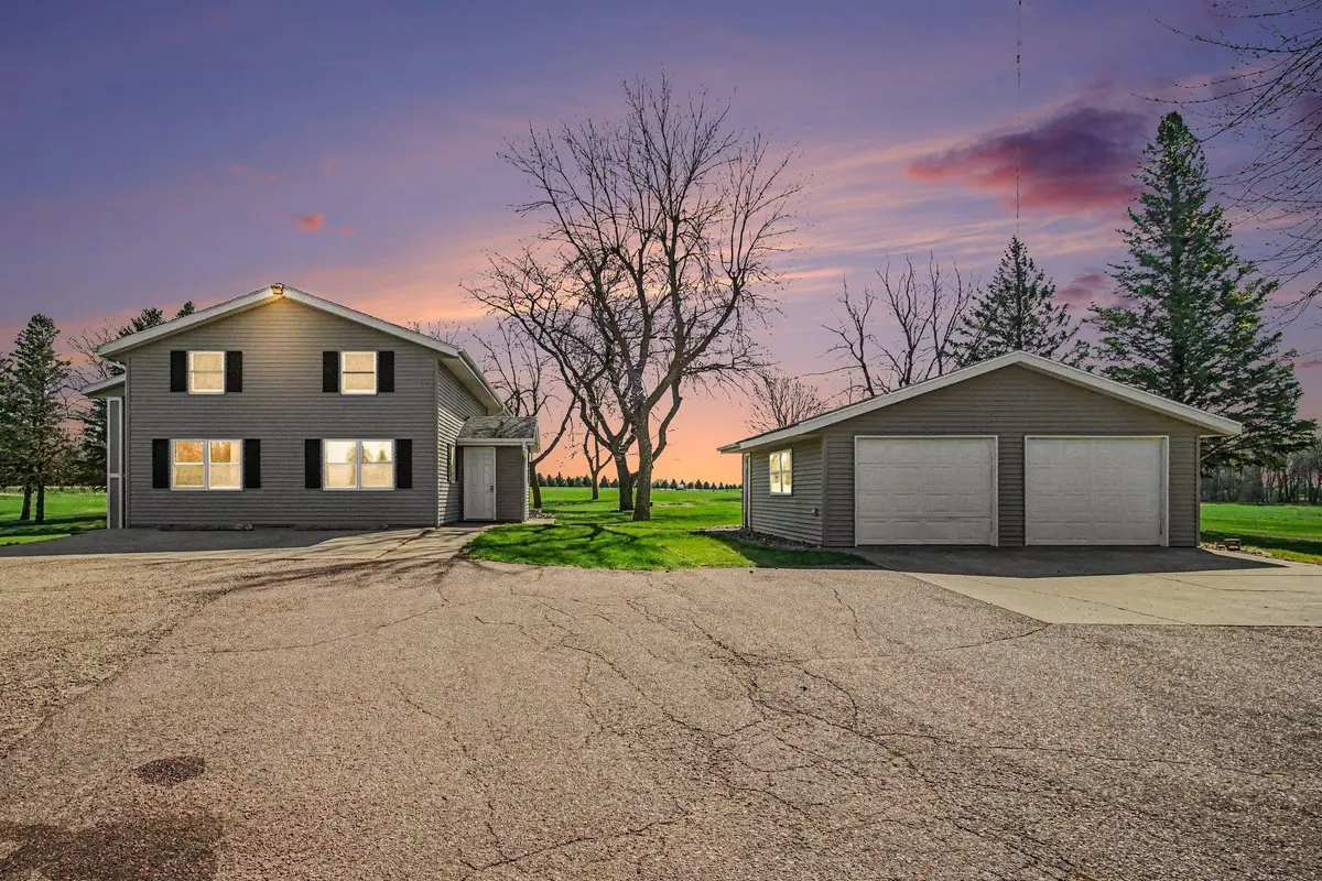 1140 150th Avenue, Luverne, MN 56156 - #1