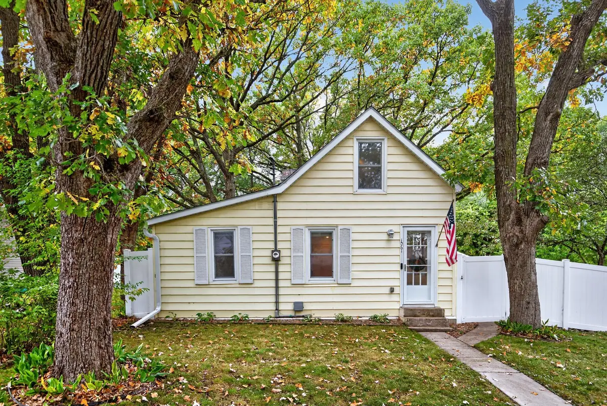 1061 Wall Street, Big Lake, MN 55309 - #1