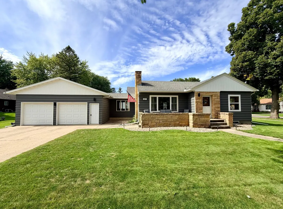 821 Turner Street, Worthington, MN 56187 - #1
