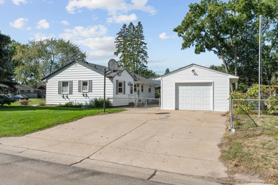 483 Manor Drive Ne, Spring Lake Park, MN 55432 - #2