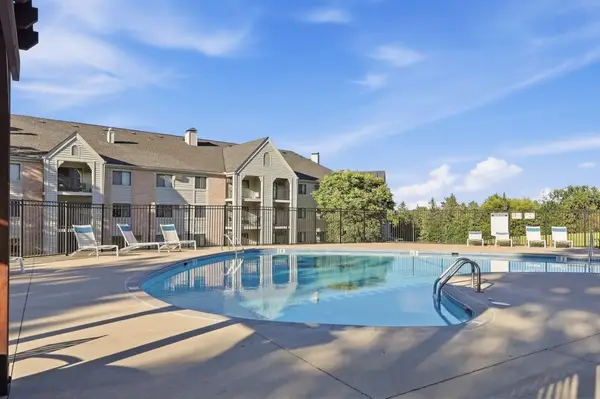 4350 Trenton Lane N #116, Plymouth, MN 55442