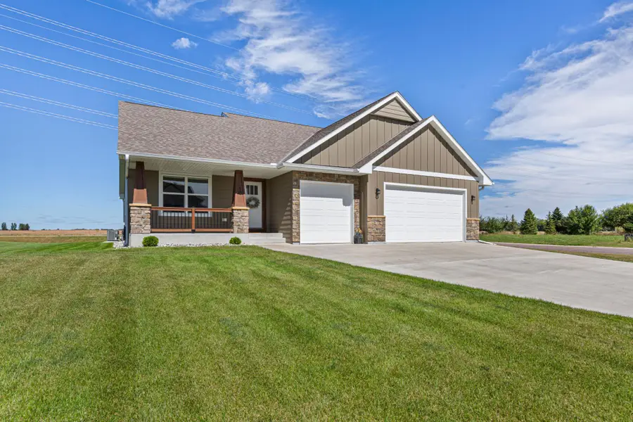10 Sunset Court, North Mankato, MN 56003 - #2