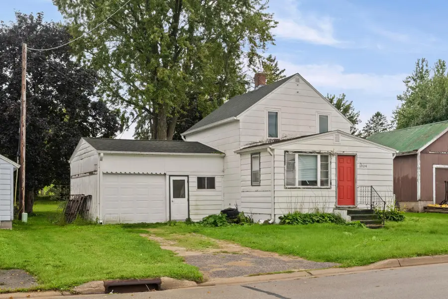 1004 E Main Street, Caledonia, MN 55921 - #2