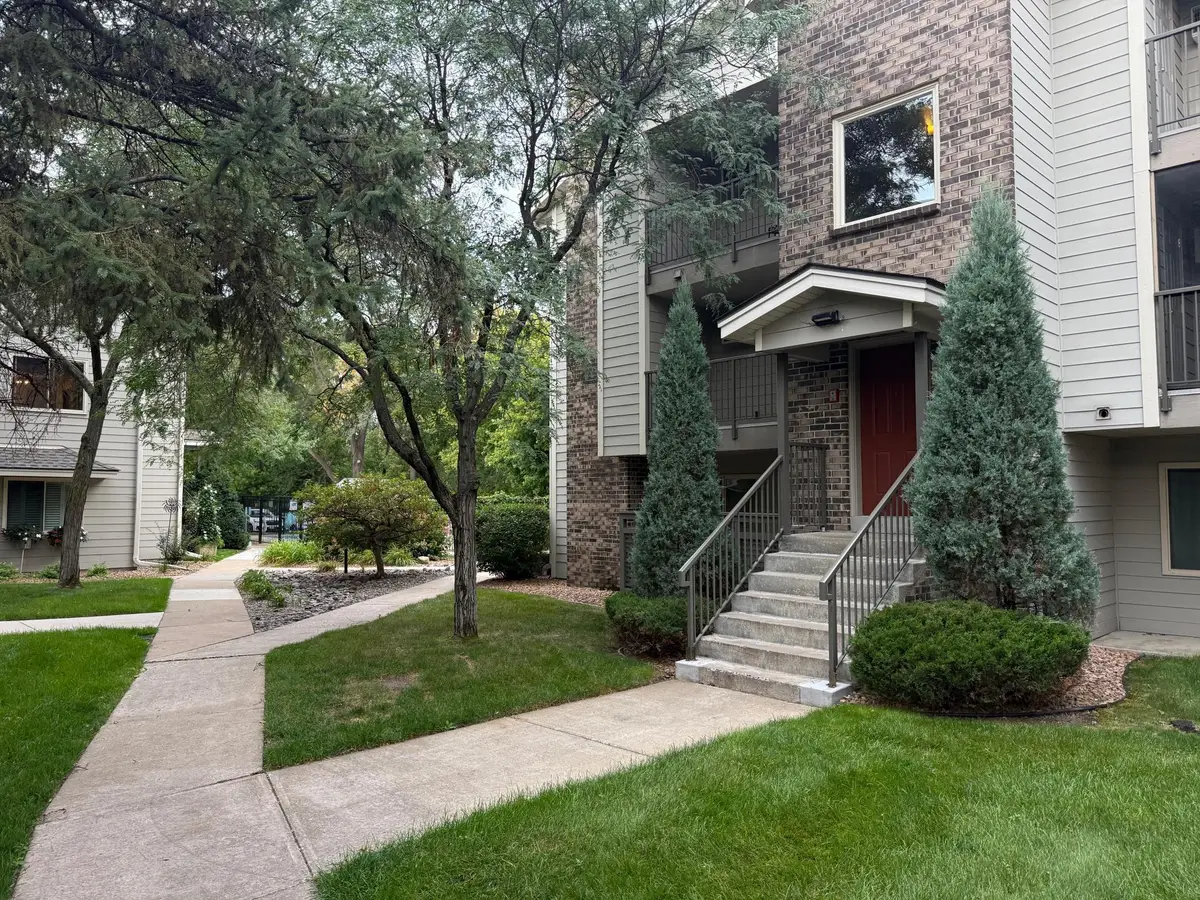 2120 Ridge Drive #31, Saint Louis Park, MN 55416 - #1