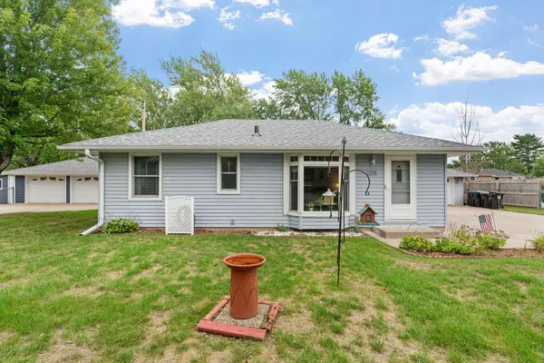 11561 Kumquat Street Nw, Coon Rapids, MN 55448
