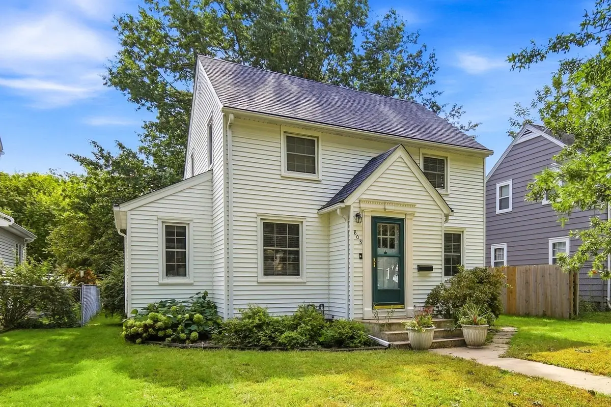 803 5th Avenue Sw, Austin, MN 55912 - #1