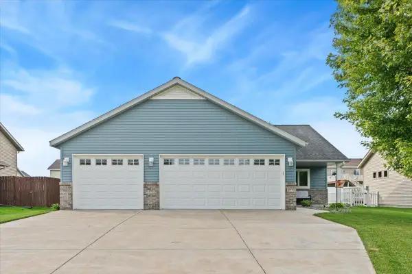 1809 7th Street N, Sartell, MN 56377