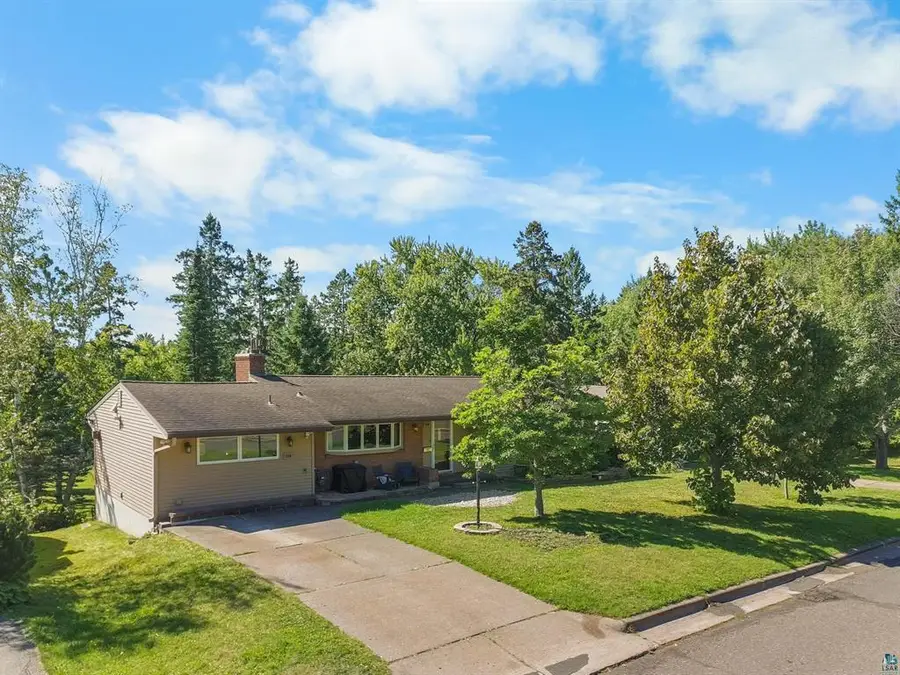 5310 Oakley Street, Duluth, MN 55804 - #2