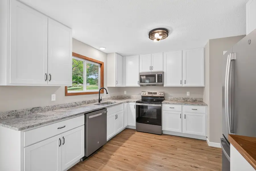 18212 Ginavale Lane, Eden Prairie, MN 55346 - #2