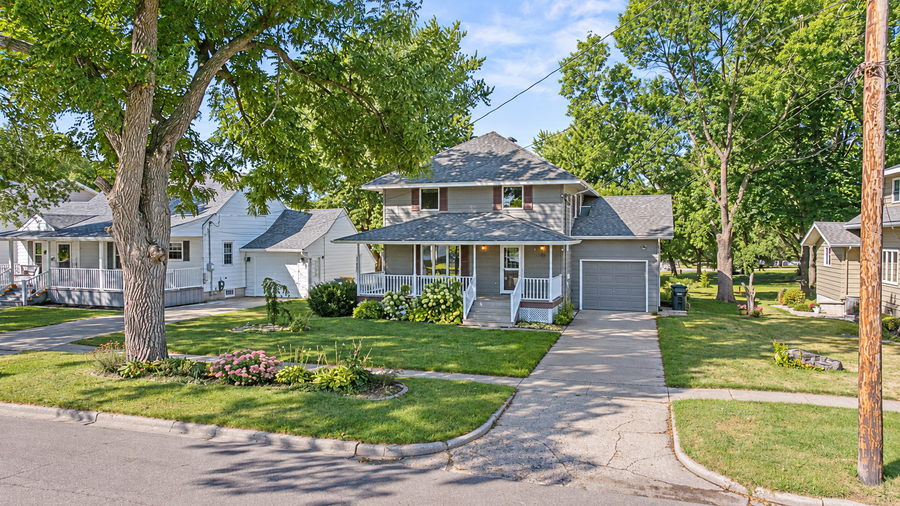 165 W 5th Street N, Cottonwood, MN 56229 - #2
